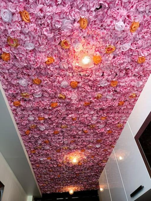 Appartement Balneo Et Sauna Prives The Red Room Mauguio Dış mekan fotoğraf