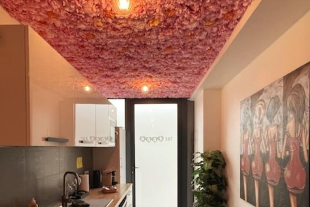 Appartement Balneo Et Sauna Prives The Red Room Mauguio Dış mekan fotoğraf